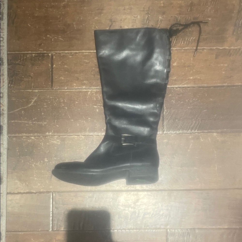 Earth Black Lace Up Boots